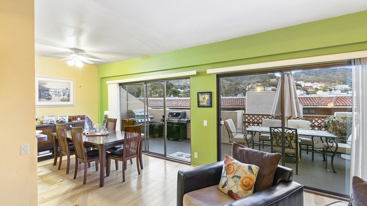 Photo of Patio Balcony in Avalon