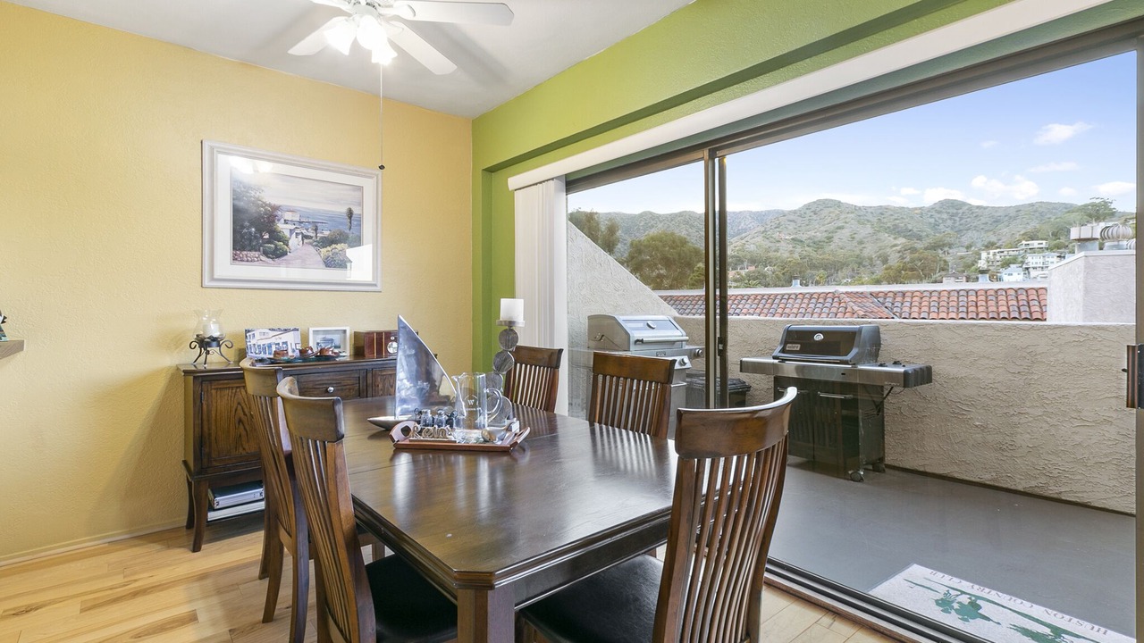 Photo of Patio Balcony in Avalon