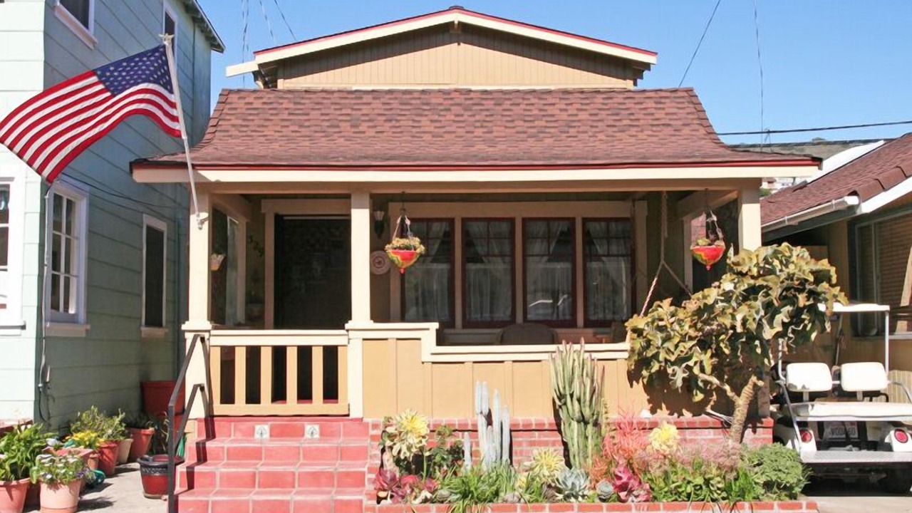 Photo of Others in Avalon