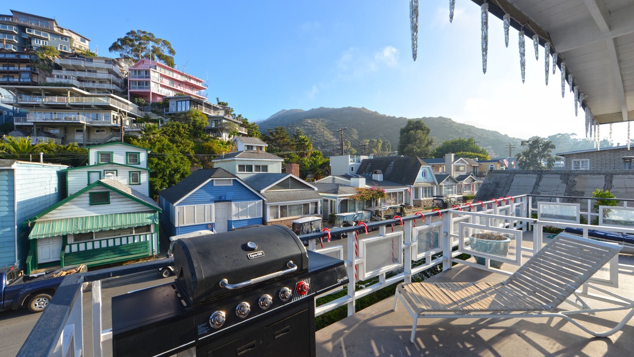 Photo of Others in Avalon