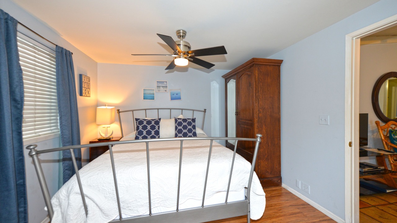 Photo of Bedroom in Avalon