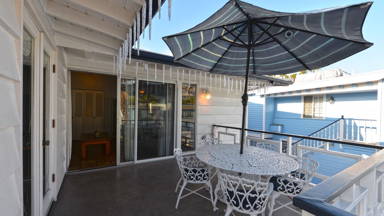 Photo of Patio Balcony in Avalon