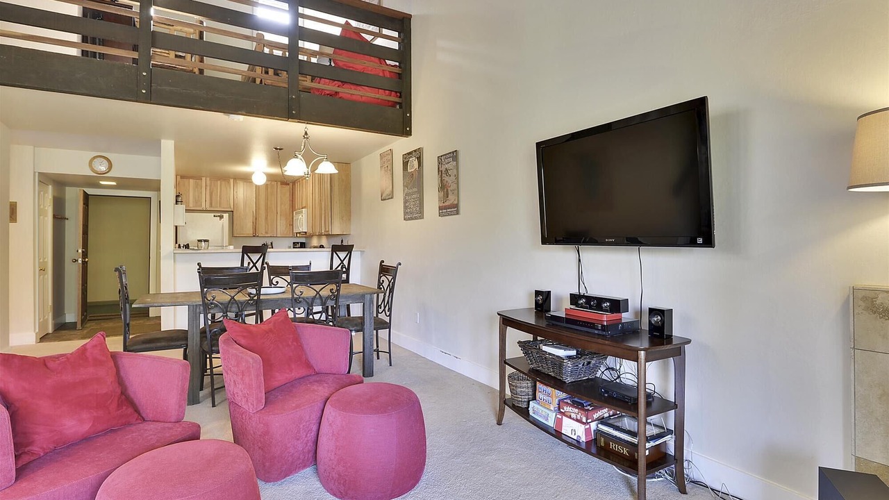 Photo of Bedroom in Alpine Meadows