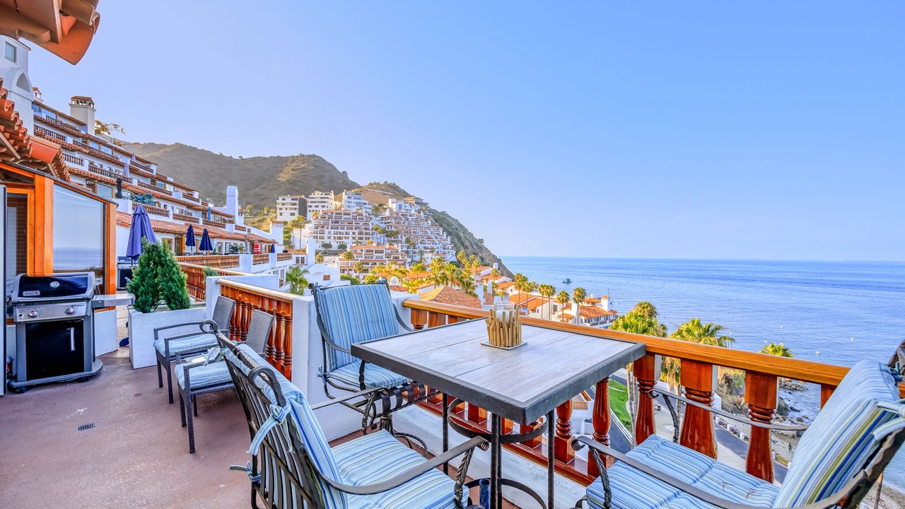 Photo of Outdoor in Avalon