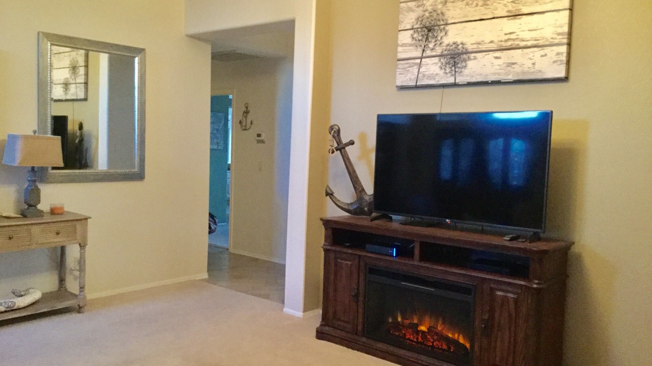 Photo of Livingroom in Westbrook Village