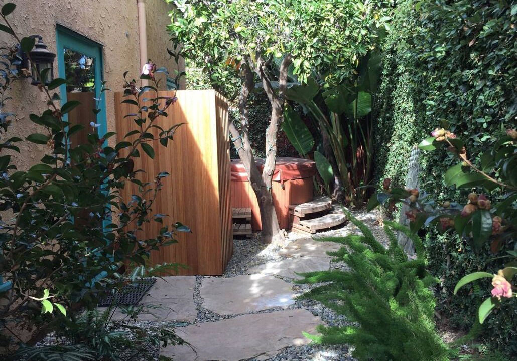 Photo of Others in Mar Vista