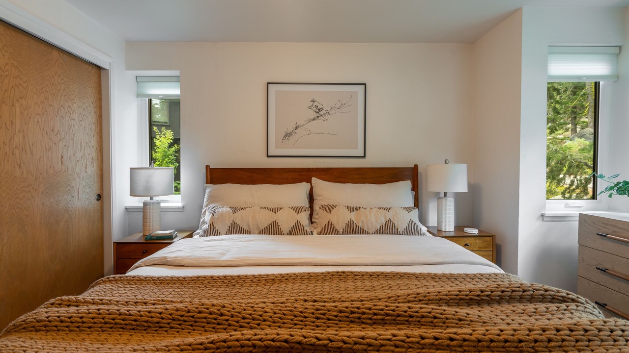 Photo of Bedroom in Alpine Meadows
