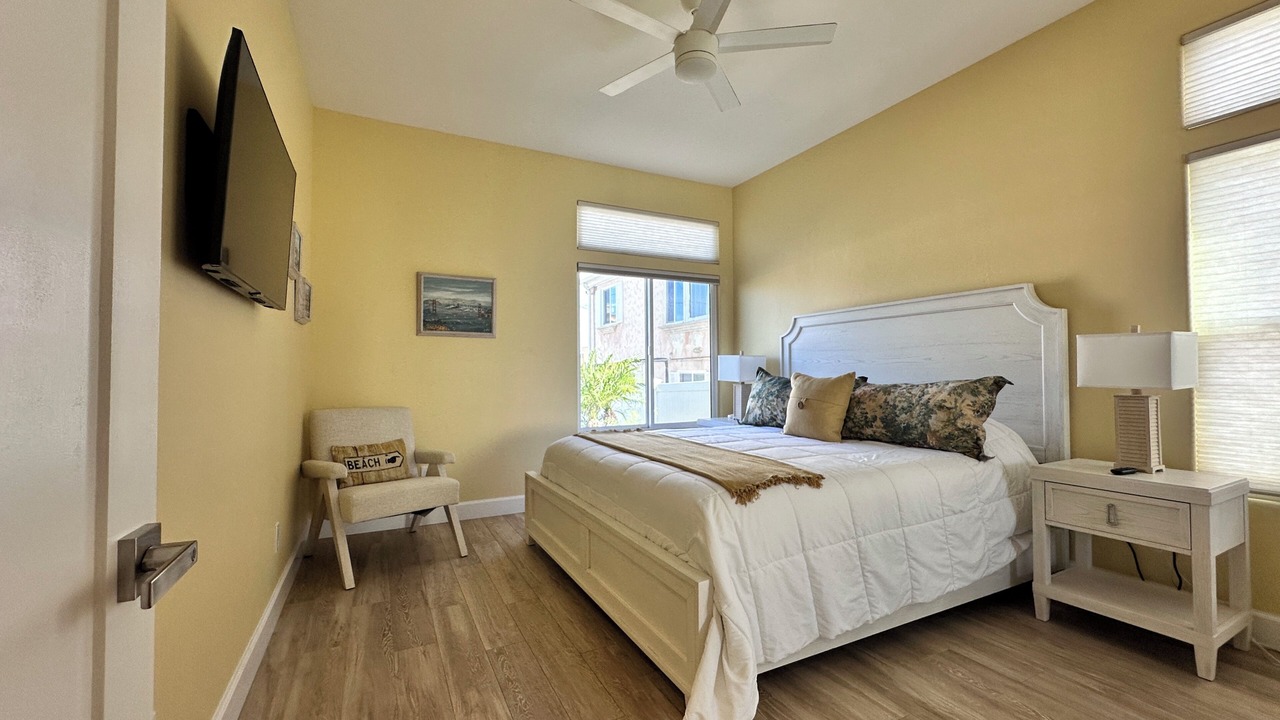 Photo of Bedroom in Ocean Beach