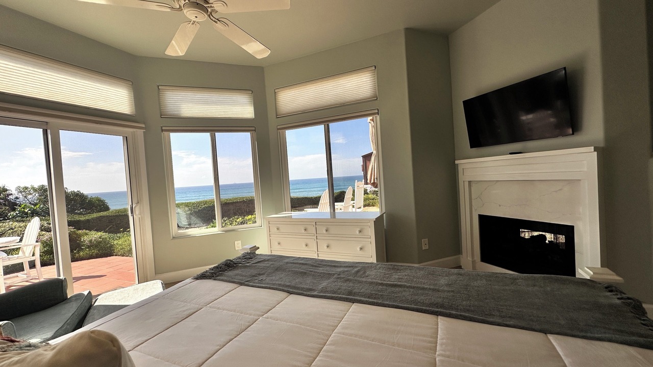 Photo of Bedroom in Ocean Beach