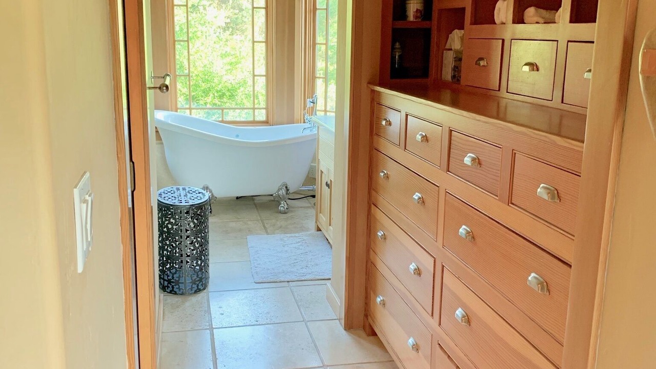 Photo of Bathroom in Forestville