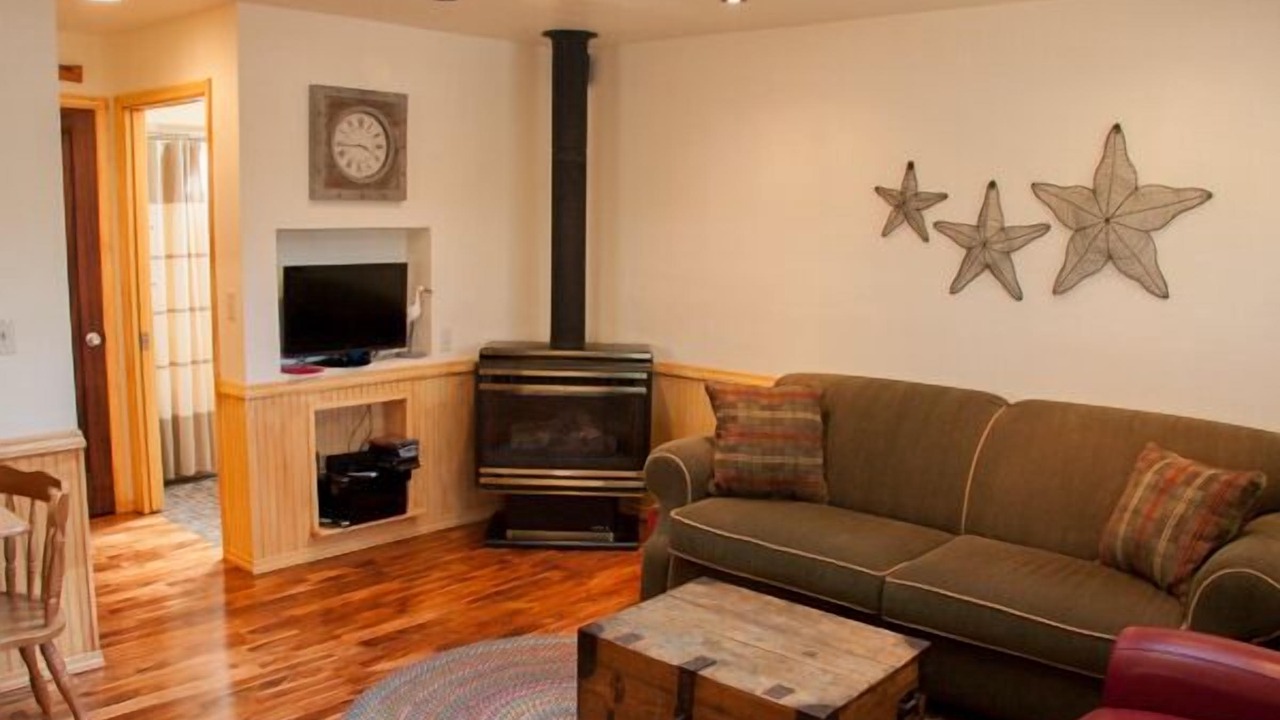 Photo of Bedroom in Bodega Bay