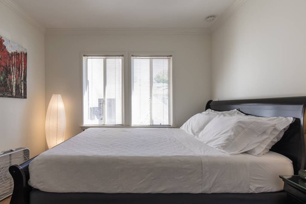 Photo of Bedroom in Burbank