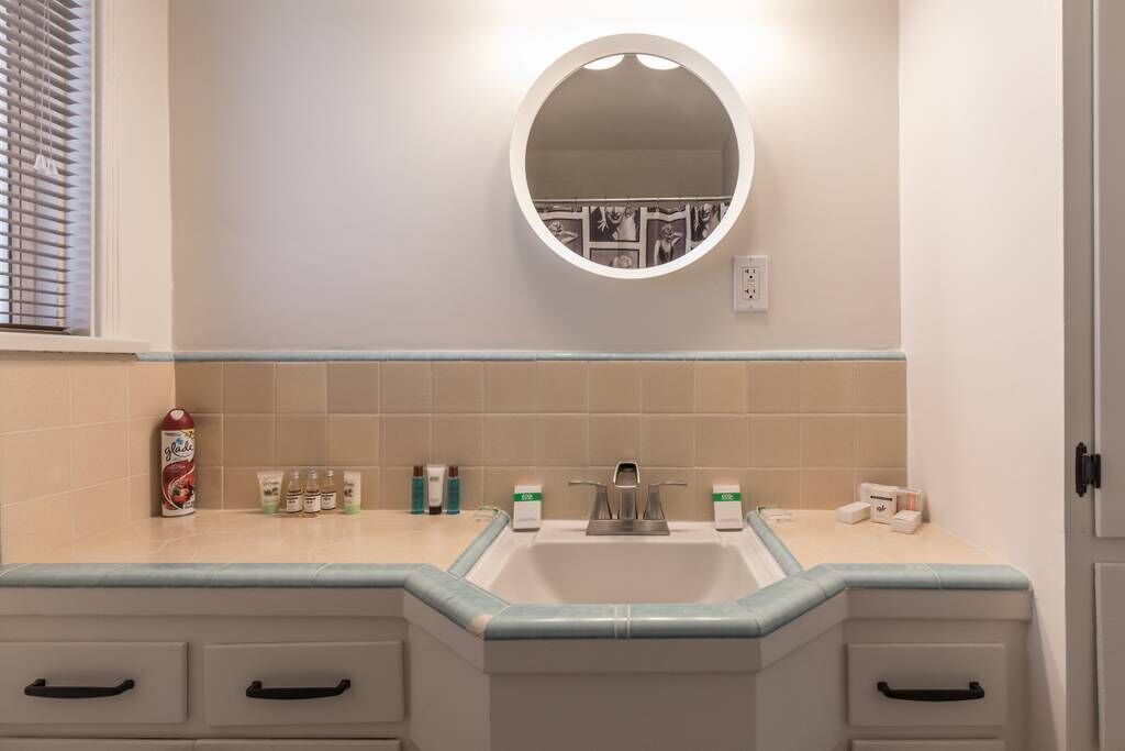 Photo of Bathroom in Burbank