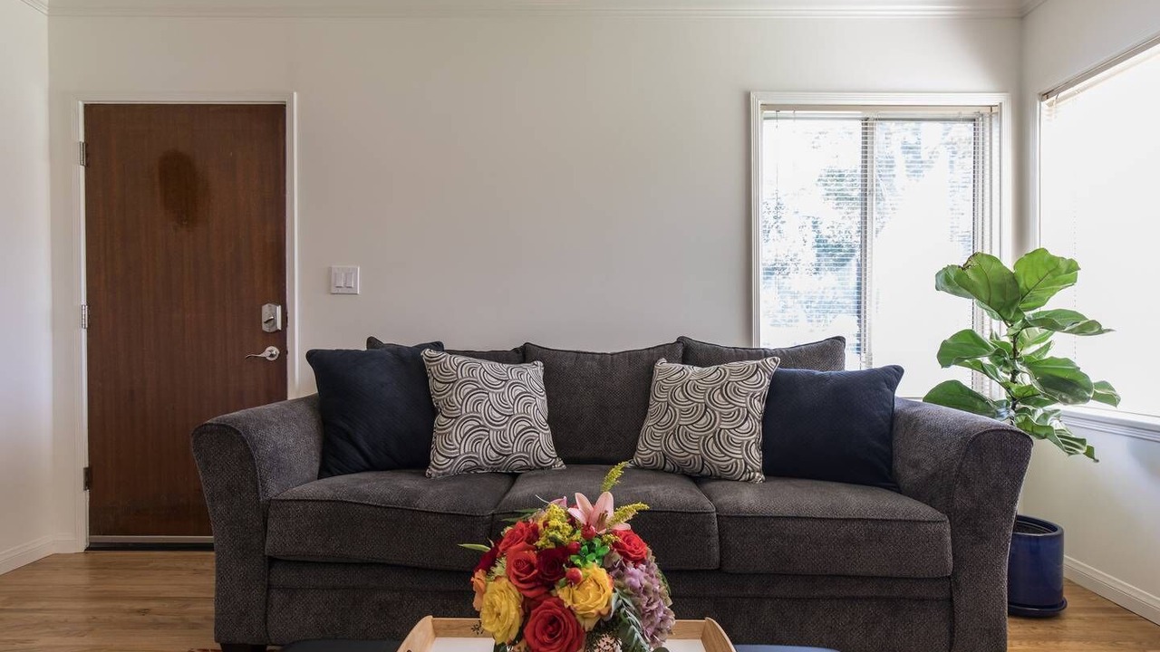 Photo of Livingroom in Burbank