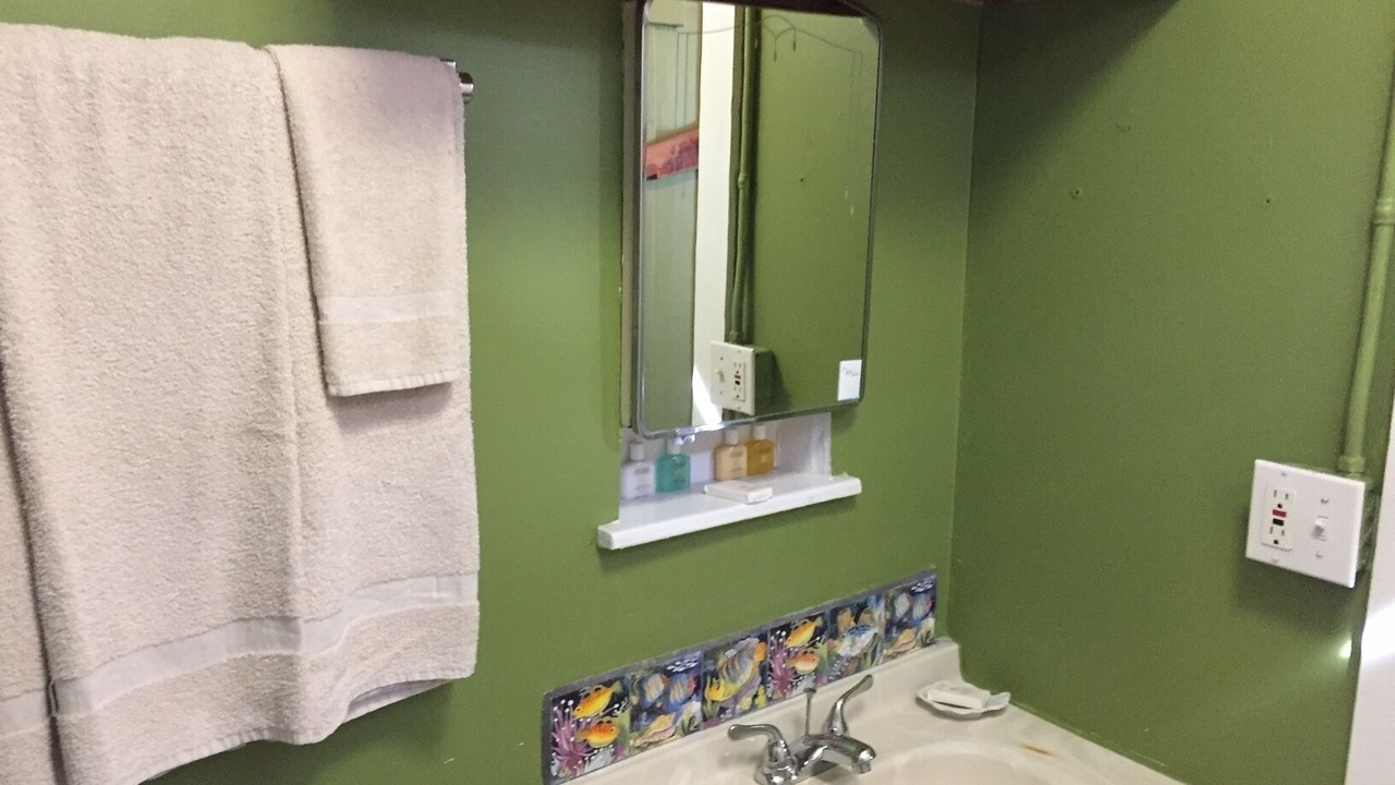 Photo of Bathroom in Avalon