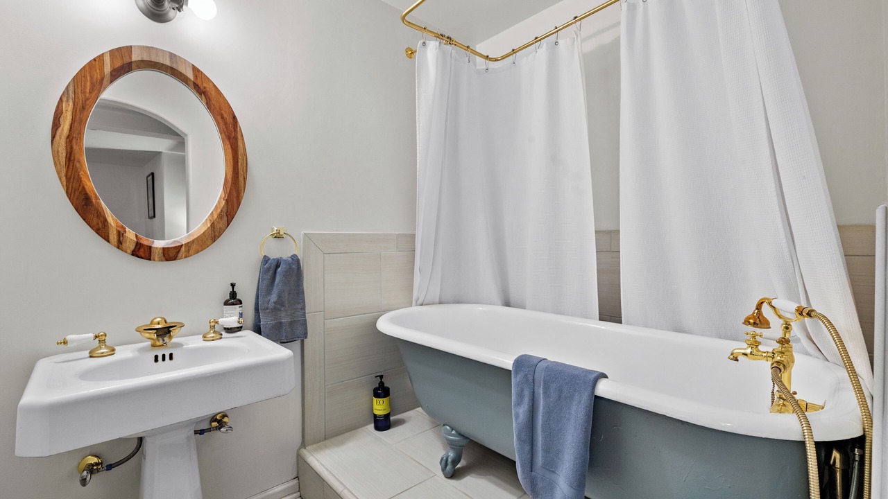 Photo of Bathroom in Nevada City