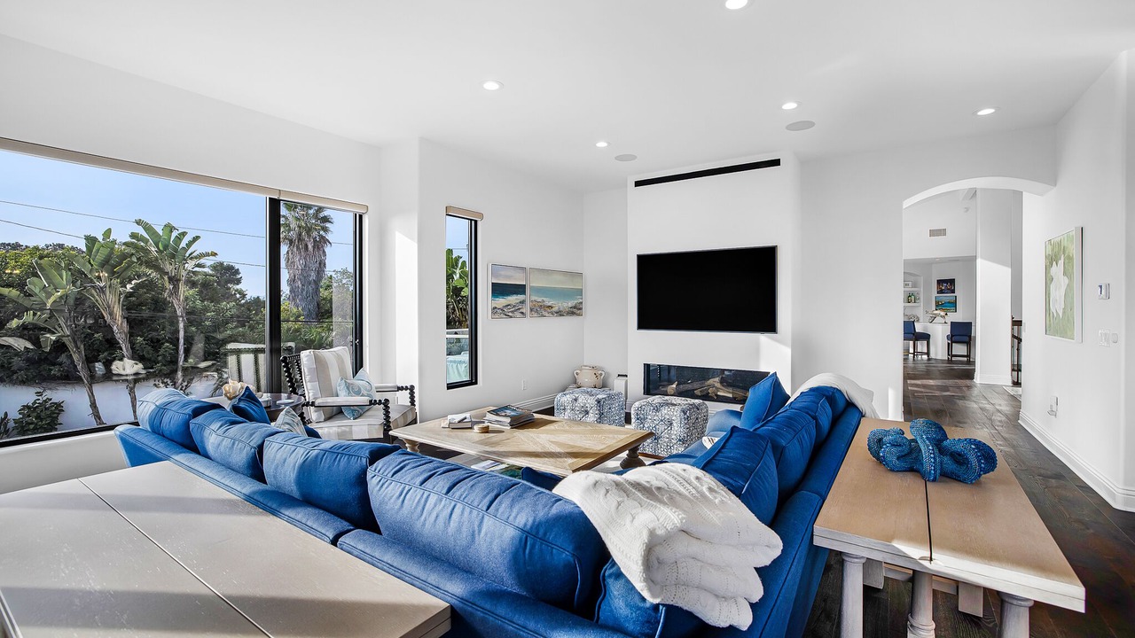 Photo of Livingroom in Coronado