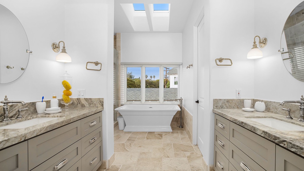 Photo of Bathroom in Coronado