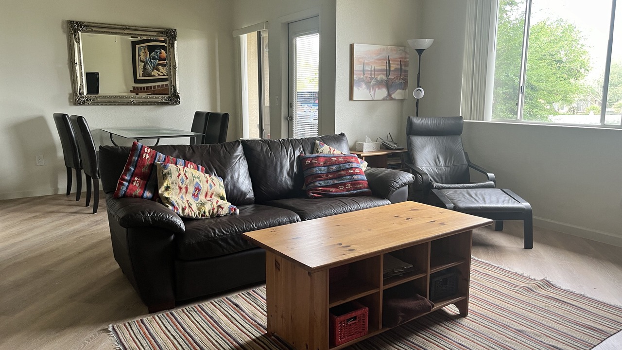 Photo of Livingroom in Foothills