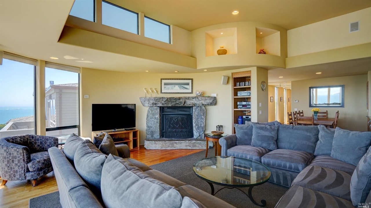 Photo of Livingroom in Bodega Bay