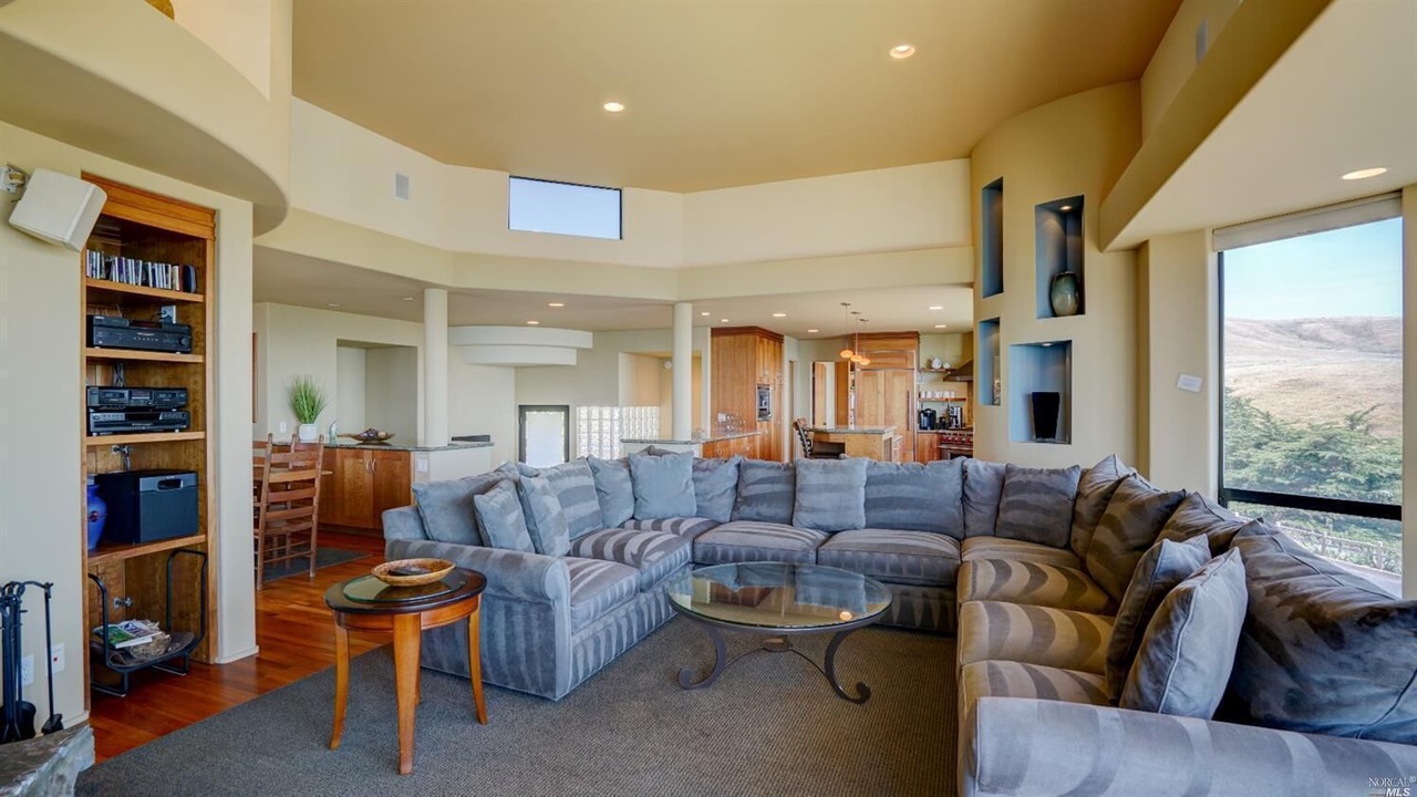 Photo of Livingroom in Bodega Bay