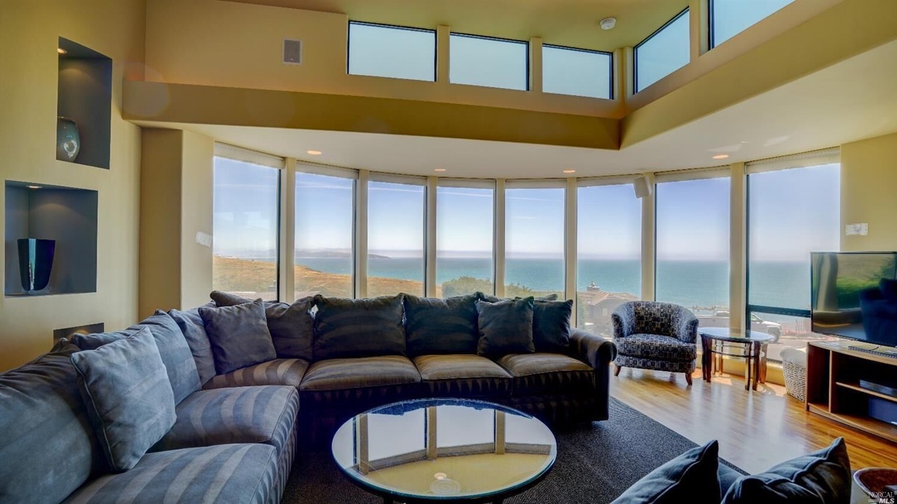 Photo of Bedroom in Bodega Bay
