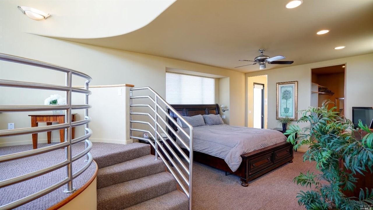 Photo of Bedroom in Bodega Bay
