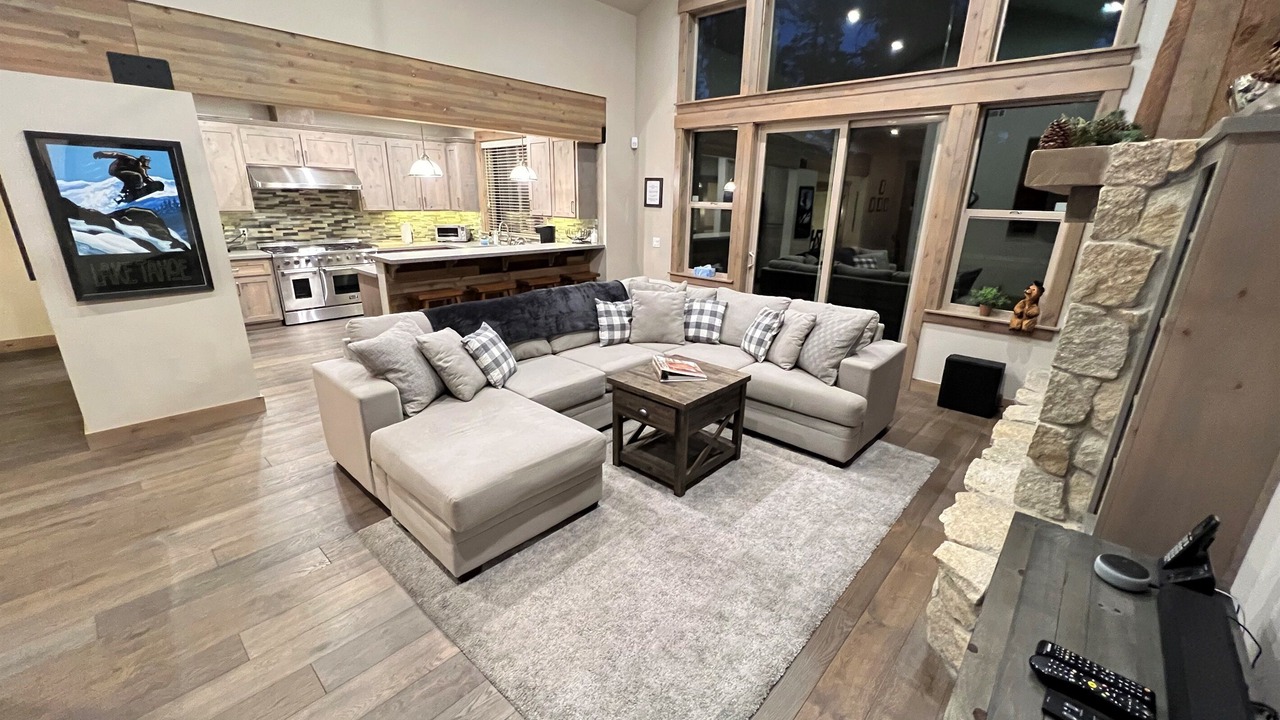 Photo of Livingroom in Truckee