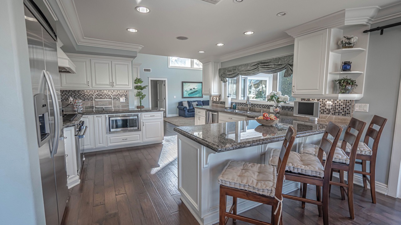 Photo of Kitchen in Huntington Harbour