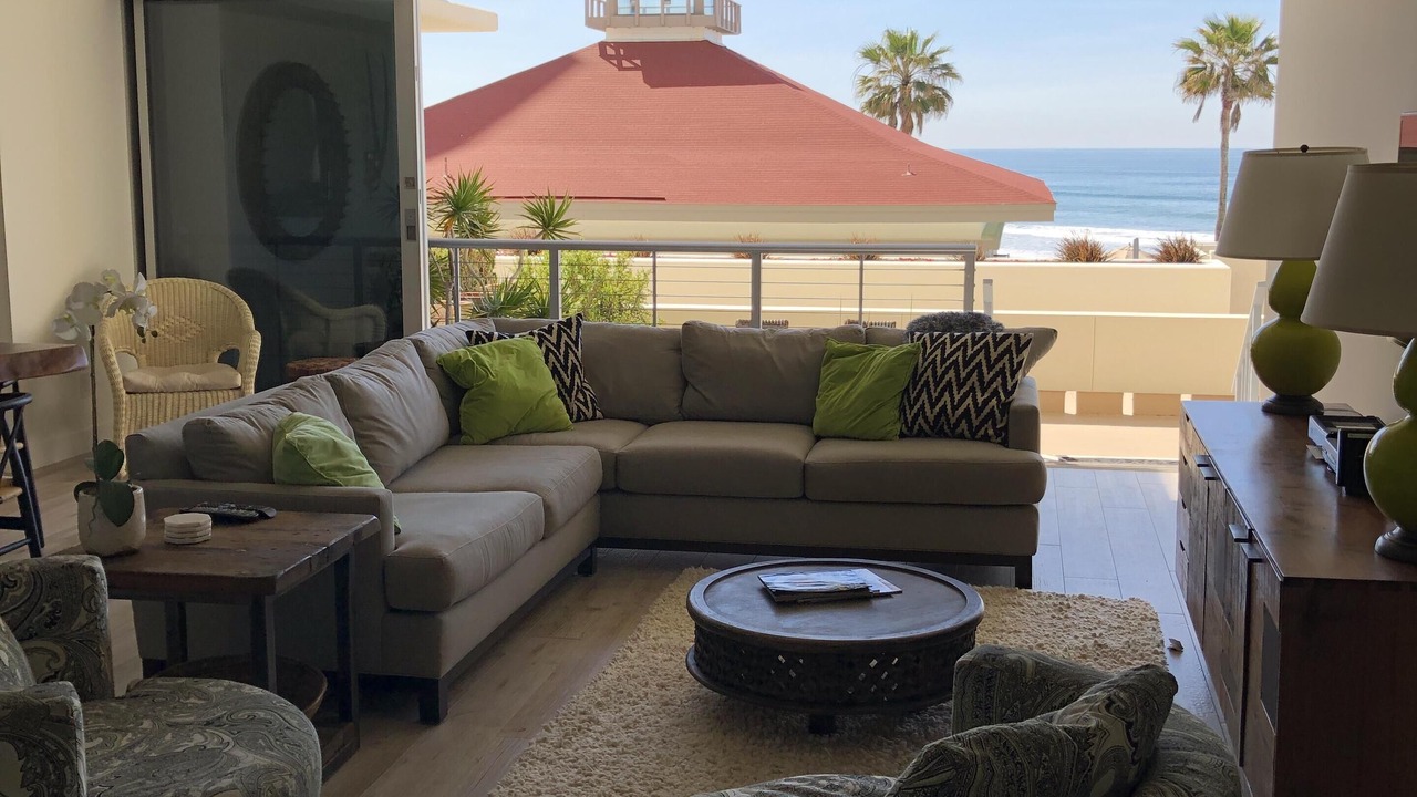 Photo of Livingroom in Coronado