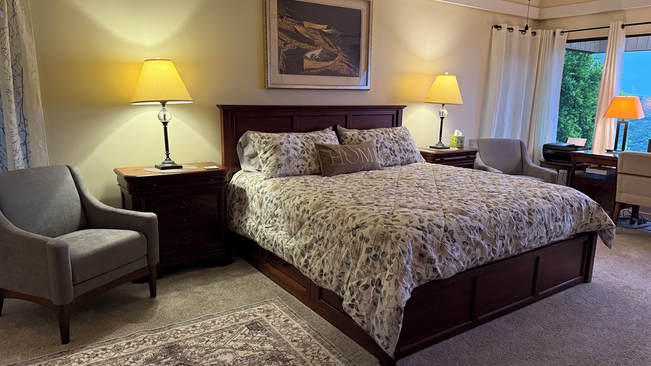 Photo of Bedroom in Laguna Beach