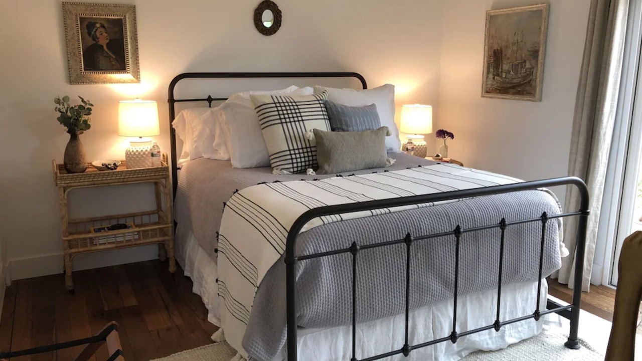 Photo of Bedroom in Lake Hodges