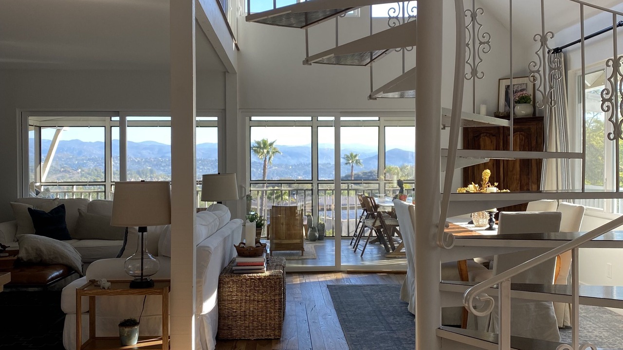 Photo of Livingroom in Lake Hodges
