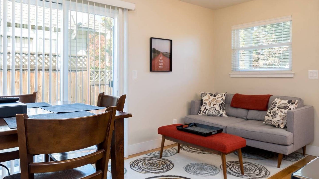 Photo of Bedroom in Old Mountain View