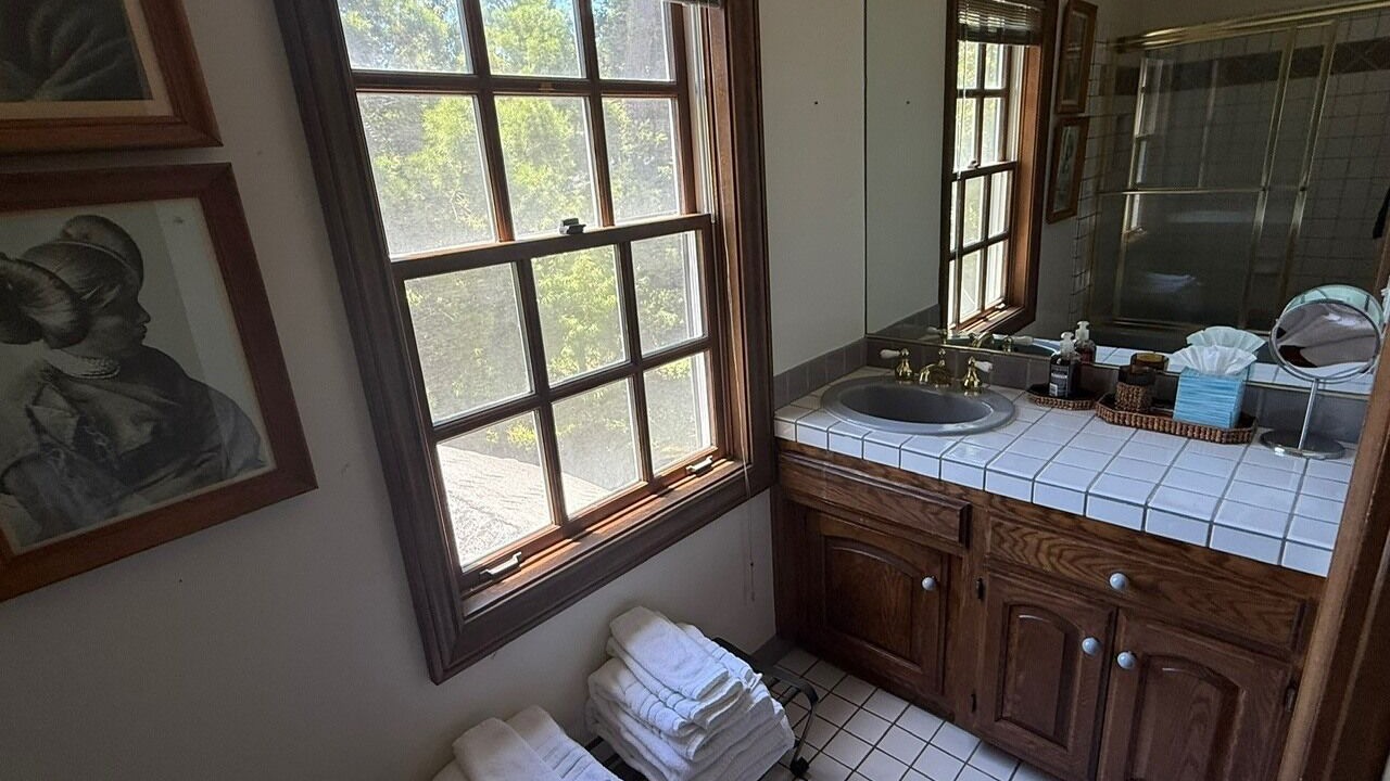 Photo of Bathroom in St. Helena