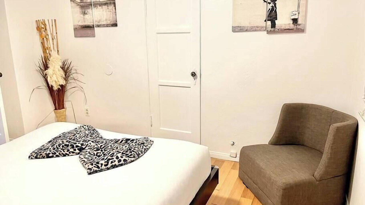 Photo of Bedroom in Bankers Hill