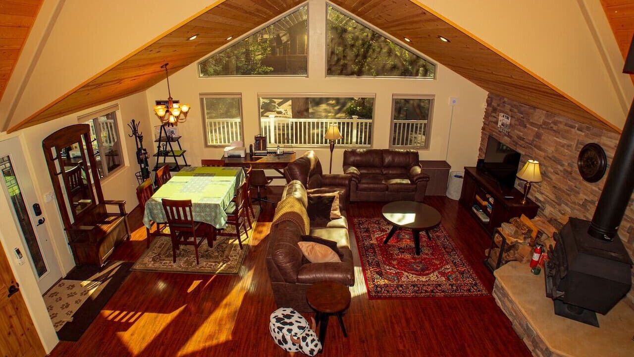Photo of Livingroom in Groom Creek