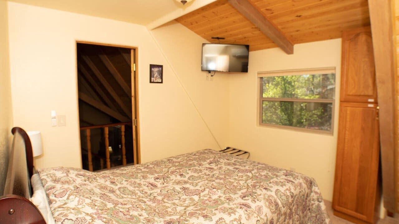 Photo of Bedroom in Groom Creek