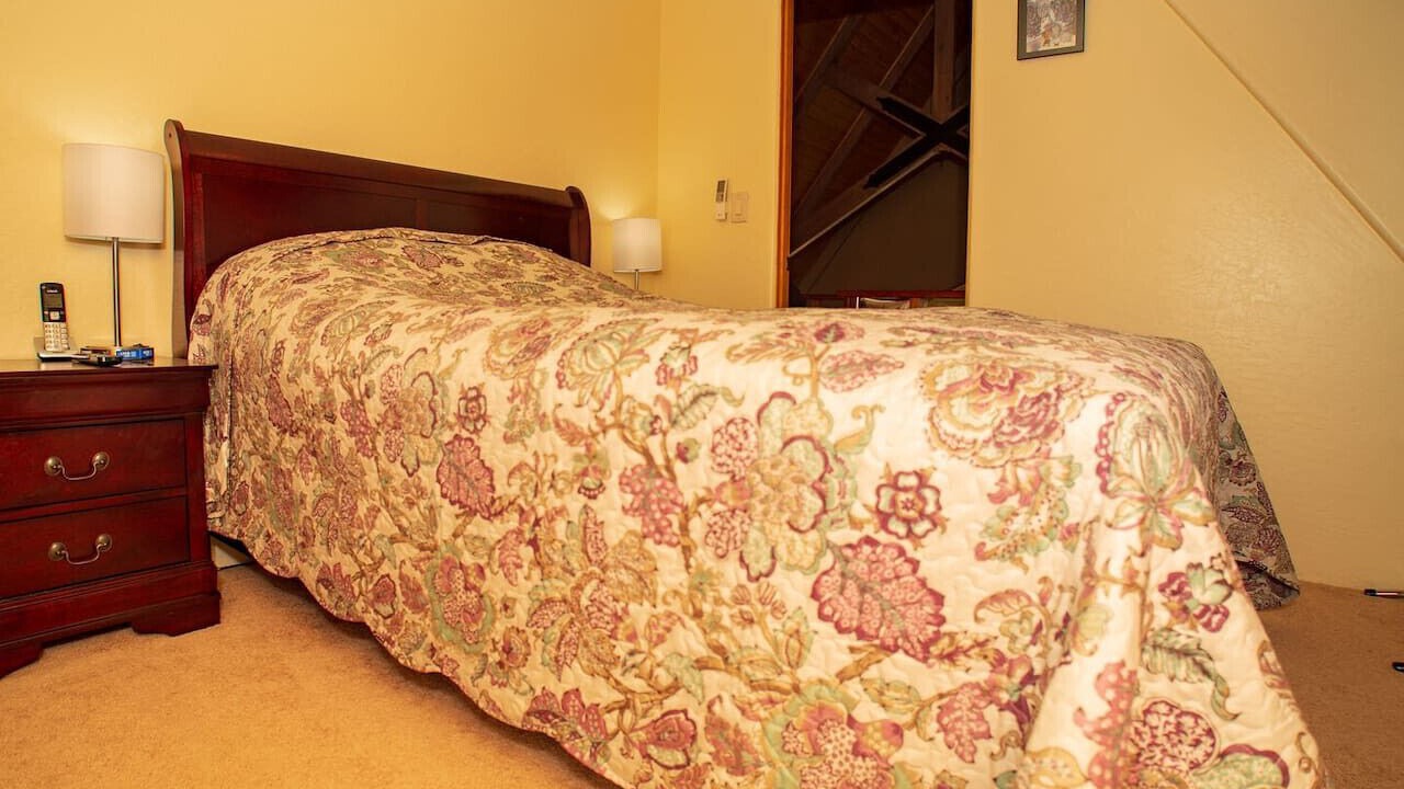 Photo of Bedroom in Groom Creek