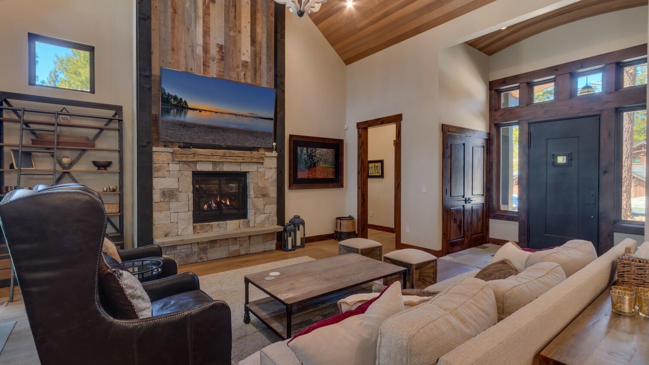 Photo of Livingroom in Truckee