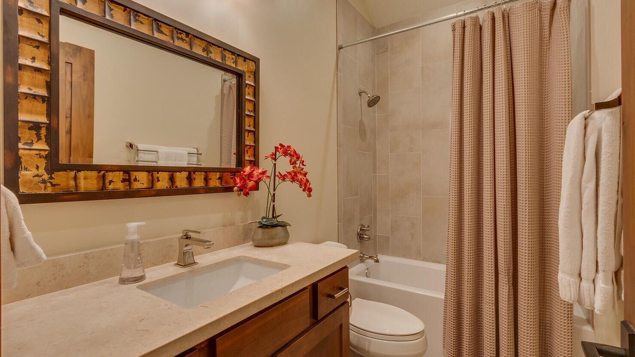 Photo of Bathroom in Truckee