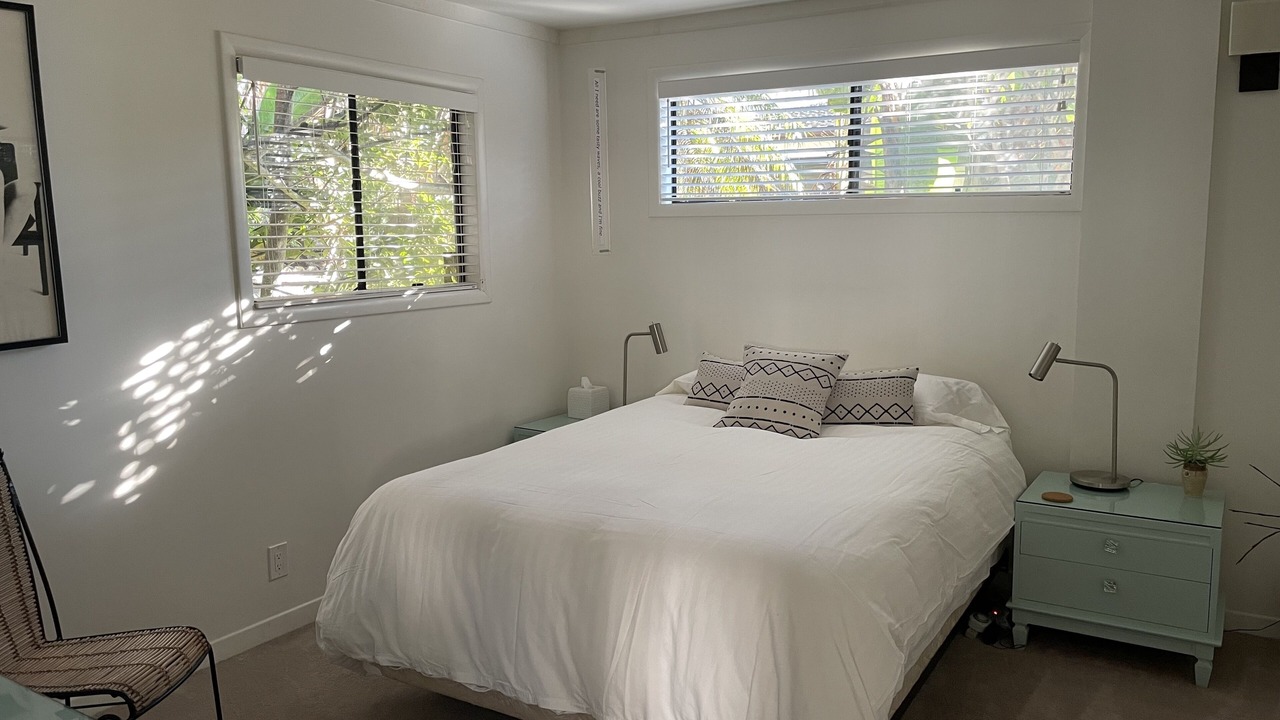 Photo of Bedroom in Faria Beach
