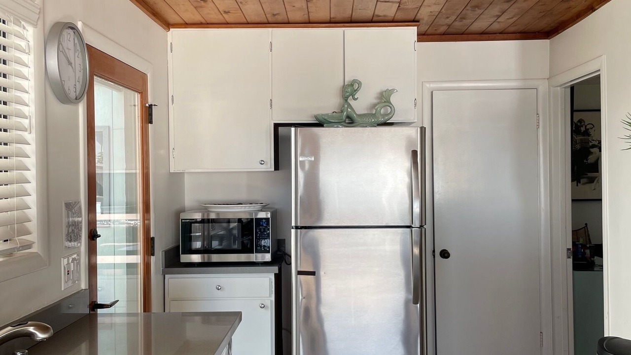 Photo of Kitchen in Faria Beach