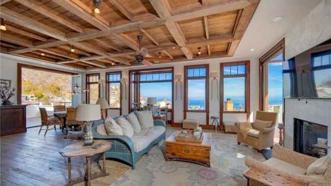 Photo of Livingroom in Avalon