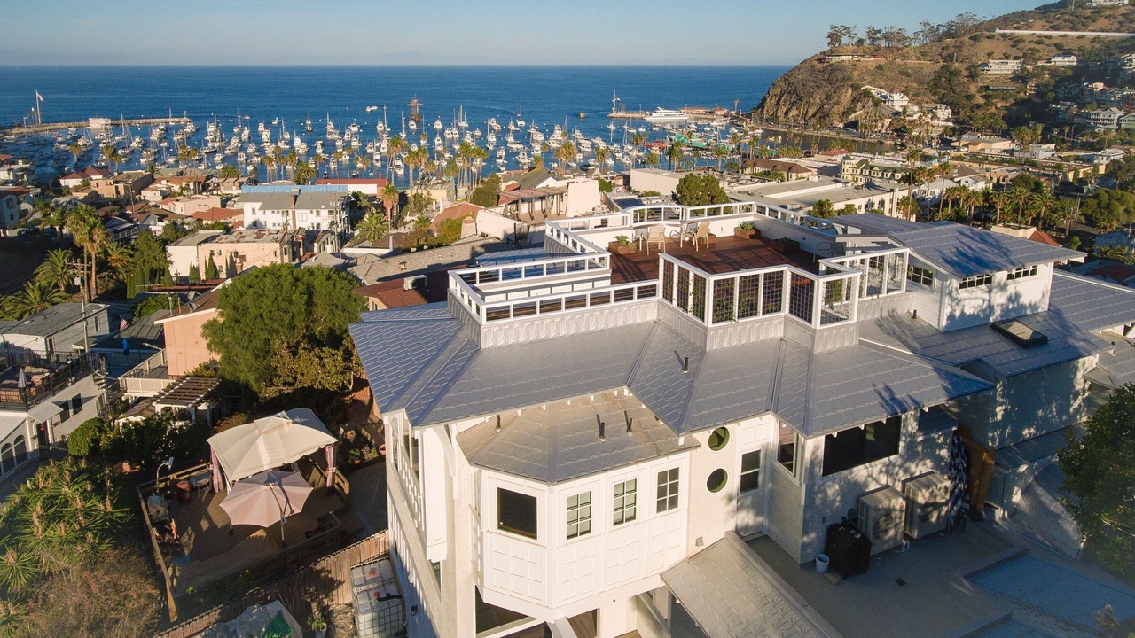 Photo of Outdoor in Avalon