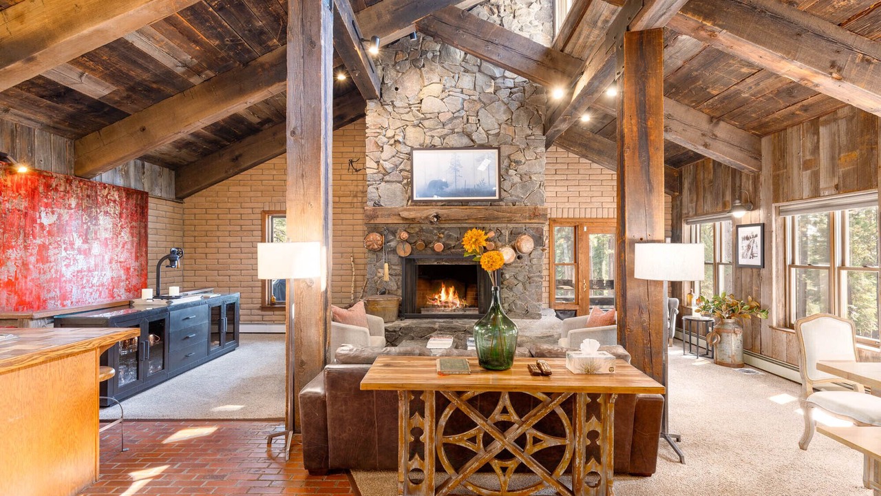 Photo of Bedroom in Sugar Pine Estate
