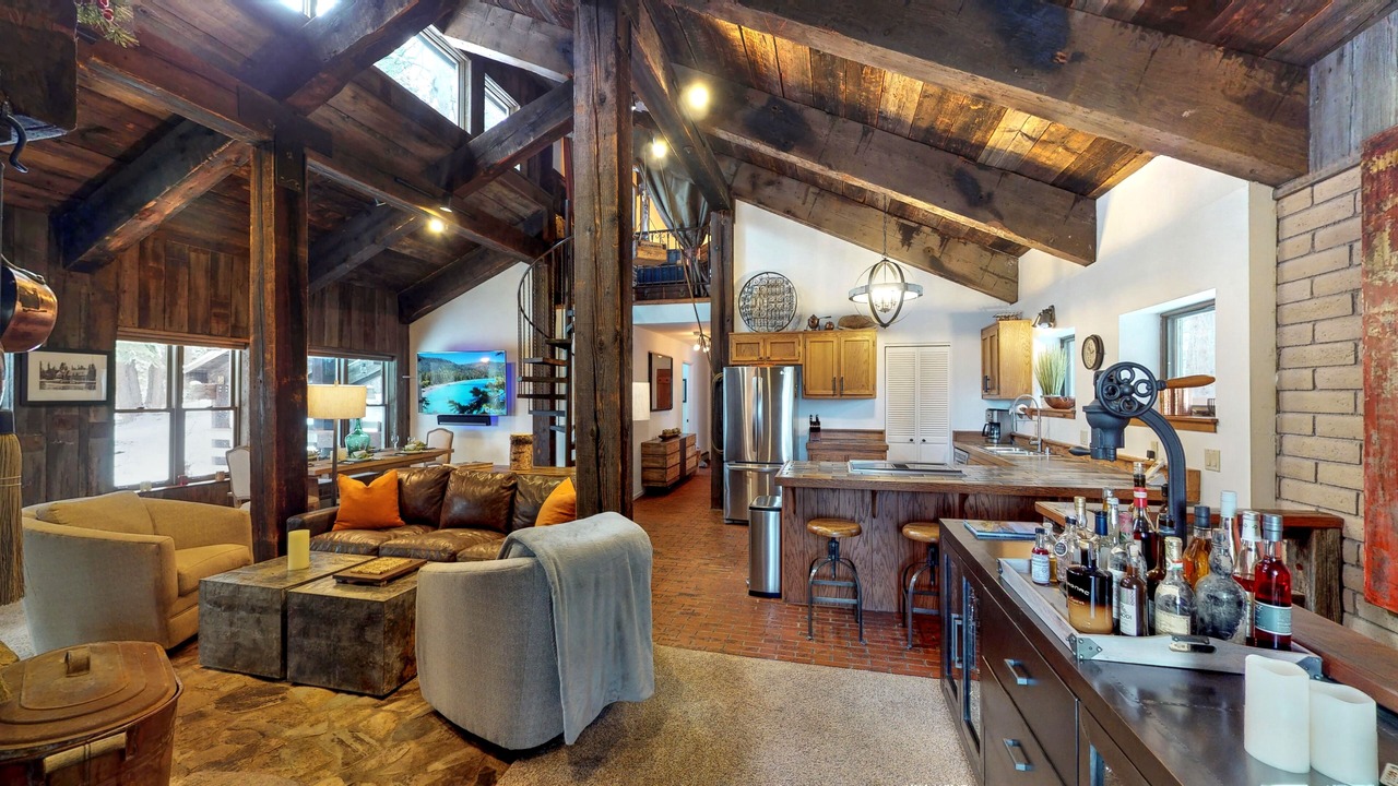 Photo of Bedroom in Sugar Pine Estate