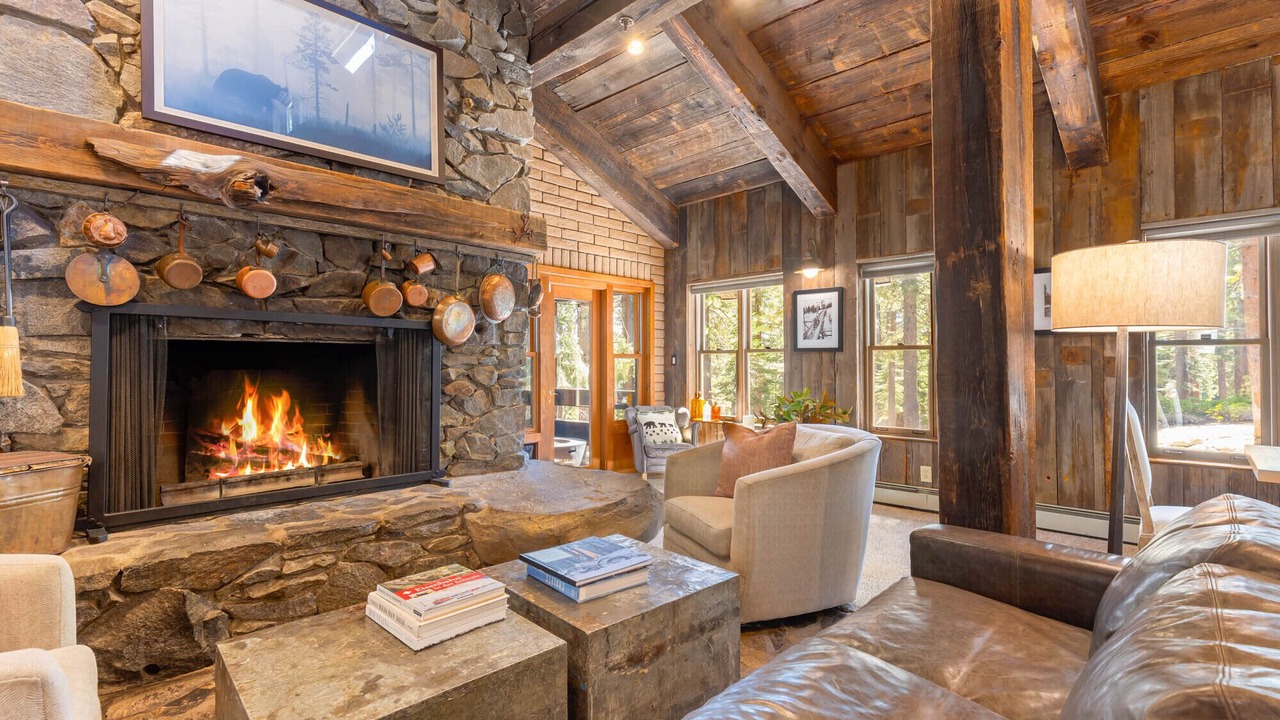 Photo of Bedroom in Sugar Pine Estate