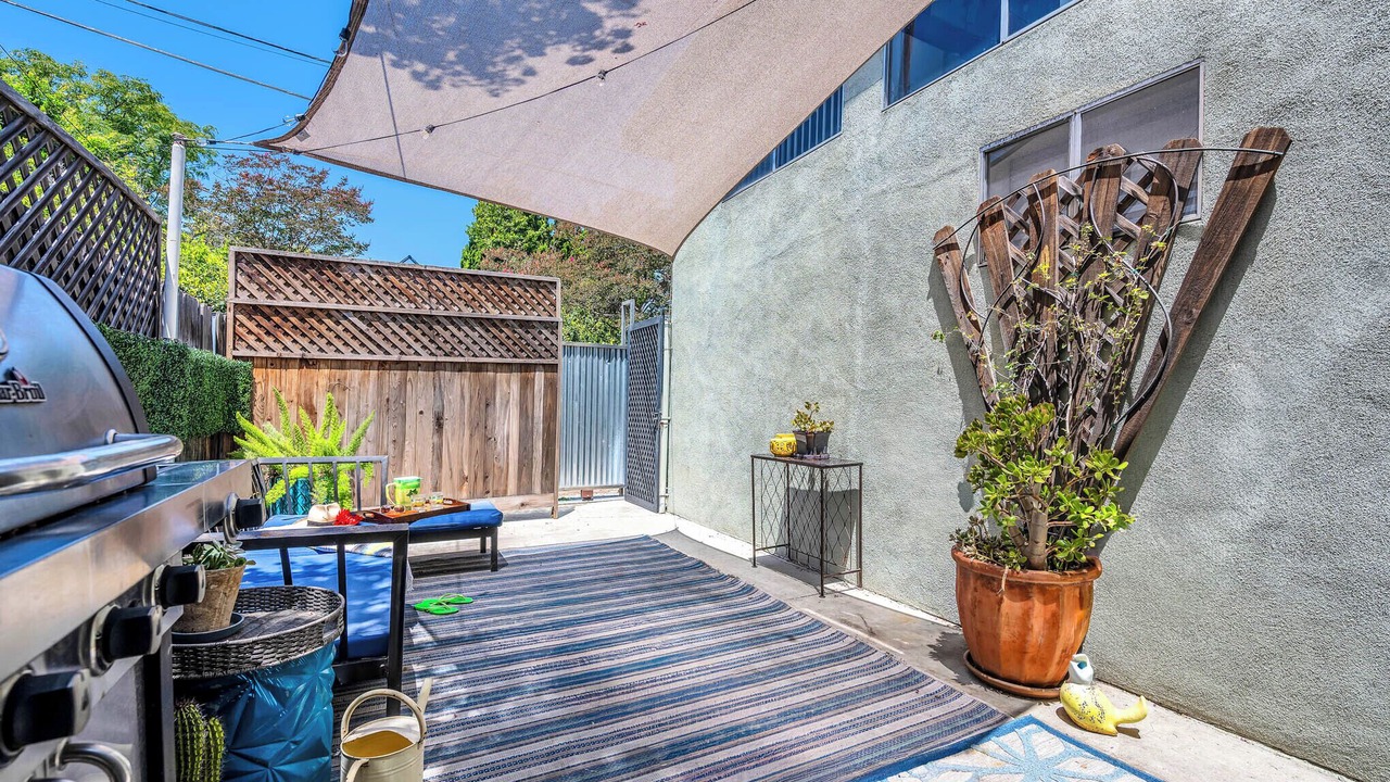 Photo of Patio Balcony in Burbank