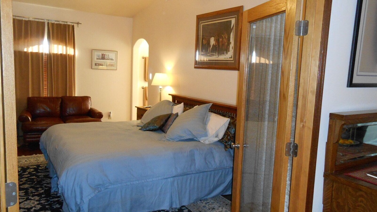 Photo of Bedroom in Iron Springs
